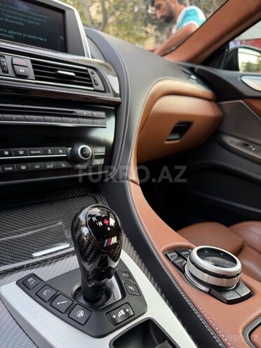 BMW M6 2013, 90,000 km - 4.4 l - Bakı