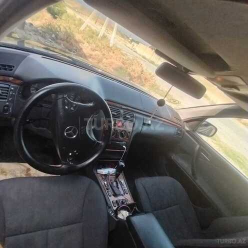 Mercedes E 240 1999, 477,436 km - 2.4 l - Siyəzən