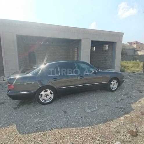 Mercedes E 240 1999, 477,436 km - 2.4 l - Siyəzən