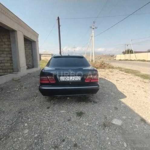 Mercedes E 240 1999, 477,436 km - 2.4 l - Siyəzən