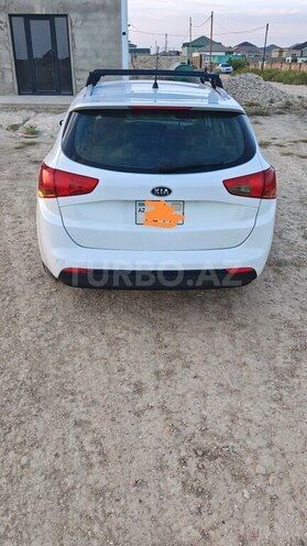 Kia  2013, 287,000 km - 1.4 l - Bakı