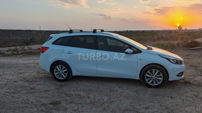 Kia  2013, 287,000 km - 1.4 l - Bakı