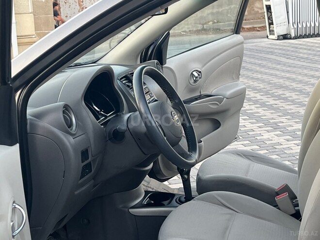 Nissan Sunny 2013, 187,000 km - 1.5 л - Bakı
