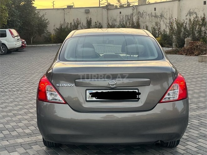 Nissan Sunny 2013, 187,000 km - 1.5 л - Bakı