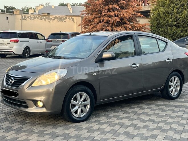 Nissan Sunny 2013, 187,000 km - 1.5 л - Bakı