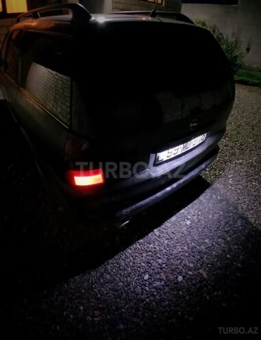 Opel Vectra 1999, 218,425 km - 1.6 l - Qazax