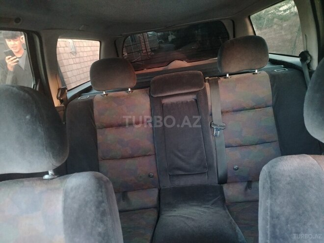 Opel Vectra 1999, 218,425 km - 1.6 l - Qazax