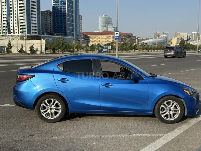 Toyota Yaris 2017, 200,000 km - 1.5 л - Bakı