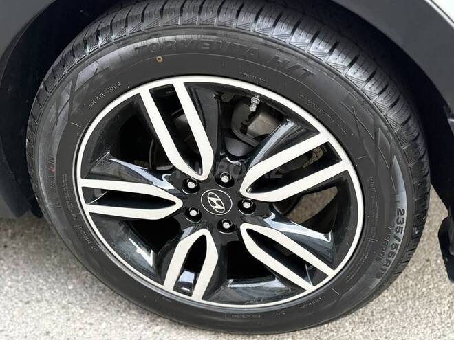 Hyundai Santa Fe 2013, 145,000 km - 2.0 л - Quba