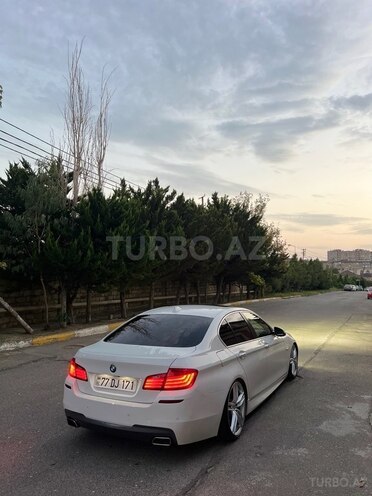 BMW 528 2014, 200,000 km - 2.0 l - Bakı