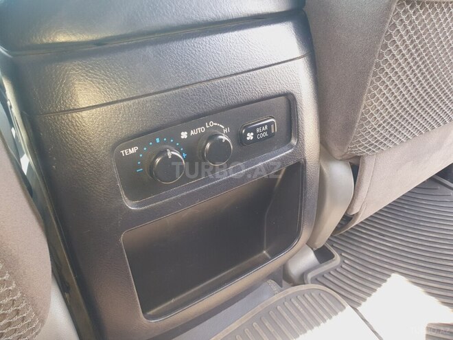 Toyota Land Cruiser Prado 2008, 210,000 km - 2.7 л - Bakı