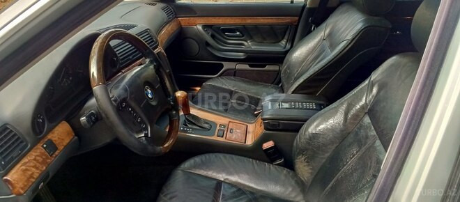 BMW 728 2000, 500,000 km - 2.8 l - Mingəçevir