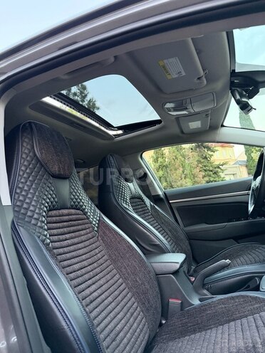 Hyundai Elantra 2019, 76,000 km - 2.0 л - Bakı