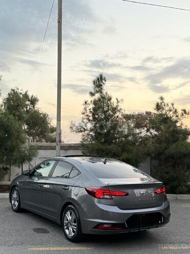 Hyundai Elantra 2019, 76,000 km - 2.0 л - Bakı