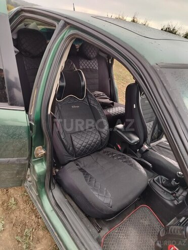 Opel Vectra 1996, 450,000 km - 2.0 l - Qusar