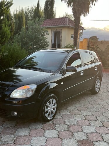 Kia Rio 2005, 247,000 km - 1.5 l - Masallı
