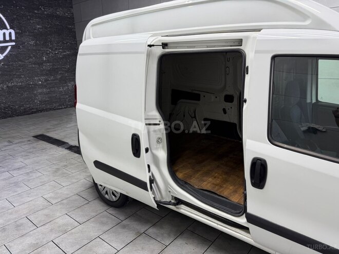 Fiat Doblo 2014, 205,816 km - 1.4 l - Bakı