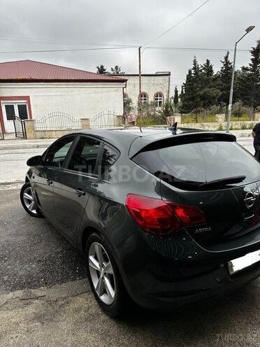 Opel Astra 2010, 265,000 km - 1.3 l - Bakı
