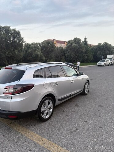 Renault Megane 2010, 380,000 km - 1.5 l - Bakı
