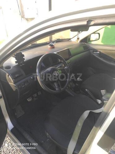 Toyota Corolla 2005, 300,000 km - 1.4 l - Bakı