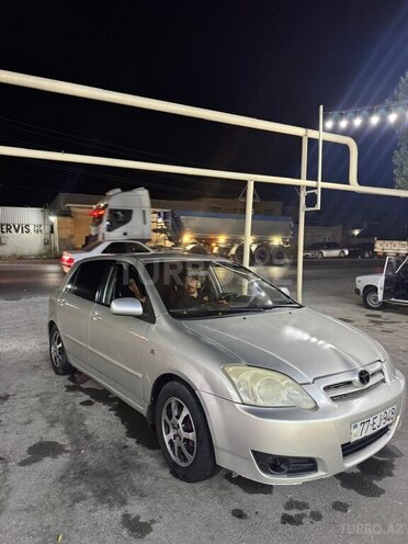 Toyota Corolla 2005, 300,000 km - 1.4 l - Bakı