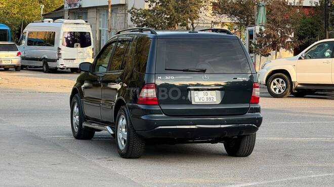 Mercedes ML 320 2002, 325,000 km - 3.2 l - Sumqayıt