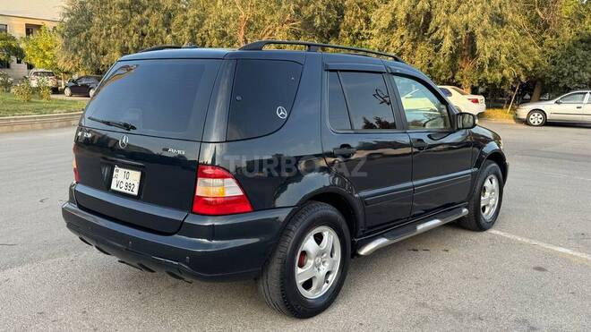 Mercedes ML 320 2002, 325,000 km - 3.2 l - Sumqayıt