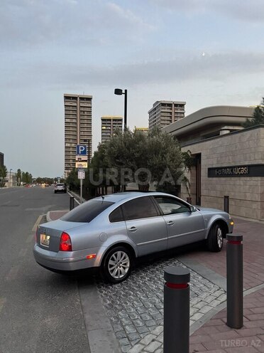 Volkswagen Passat 2004, 280,000 km - 1.8 l - Bakı