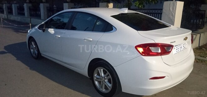 Chevrolet Cruze 2017, 249,448 km - 1.4 l - Yevlax