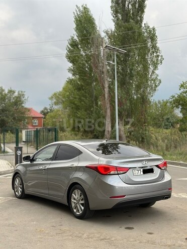 Hyundai Avante 2015, 158,000 km - 1.6 l - Lənkəran