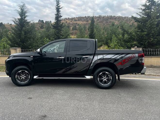 Mitsubishi L200 2022, 102,000 km - 2.4 l - Şabran
