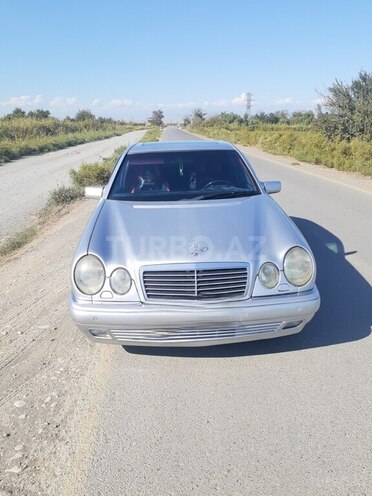 Mercedes E 230 1997, 171,812 km - 2.3 l - Yevlax