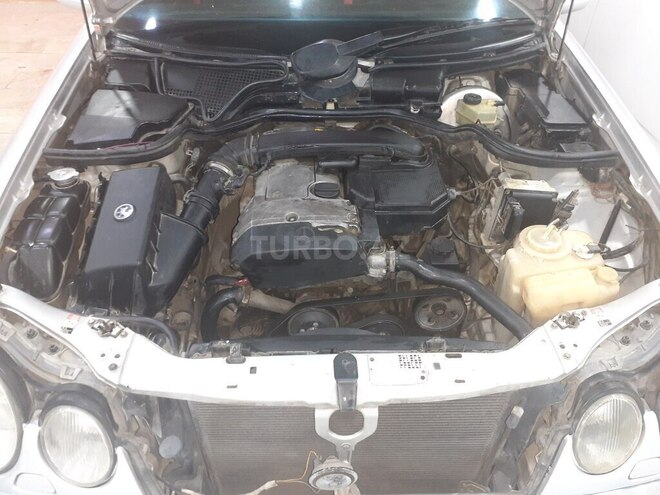 Mercedes E 230 1997, 171,812 km - 2.3 l - Yevlax