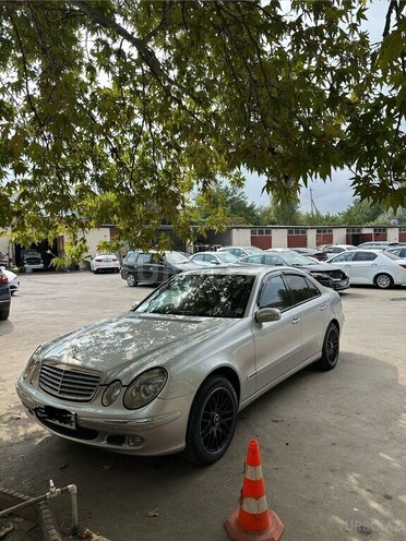 Mercedes E 220 2004, 315,000 km - 2.2 l - Gəncə