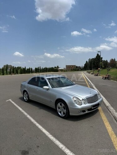 Mercedes E 220 2004, 315,000 km - 2.2 l - Gəncə