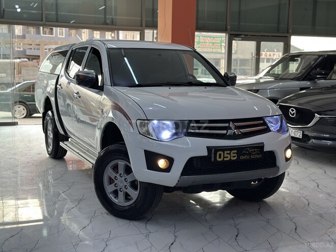 Mitsubishi L200 2014, 298,000 km - 2.5 l - Xırdalan