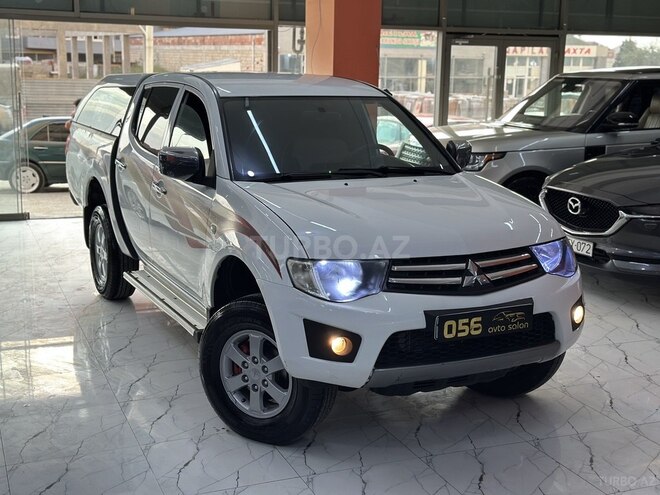 Mitsubishi L200 2014, 298,000 km - 2.5 l - Xırdalan