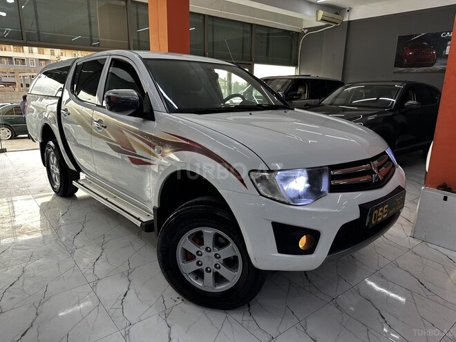 Mitsubishi L200 2014, 298,000 km - 2.5 l - Xırdalan