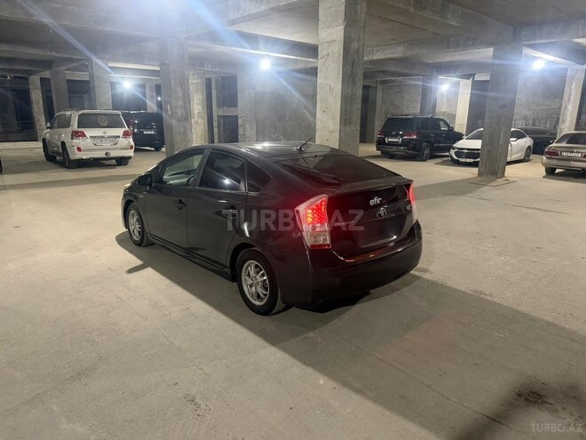 Toyota Prius 2010, 250,000 km - 1.8 л - Bakı