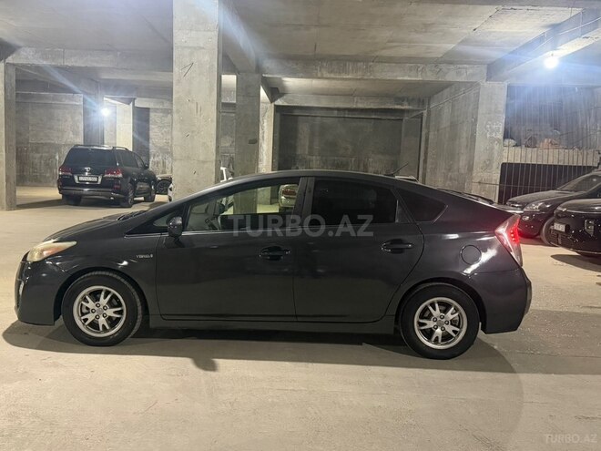 Toyota Prius 2010, 250,000 km - 1.8 л - Bakı
