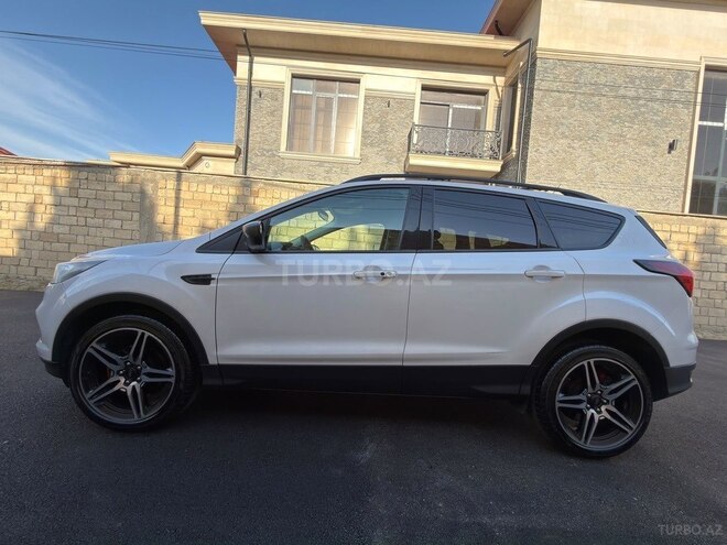 Ford Escape 2018, 141,622 km - 1.5 l - Bakı