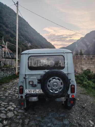 UAZ 469 2004, 100,000 km - 2.4 l - Qax
