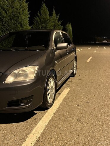 Toyota Corolla 2006, 370,000 km - 1.4 л - Bakı