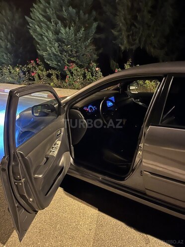Toyota Corolla 2006, 370,000 km - 1.4 л - Bakı
