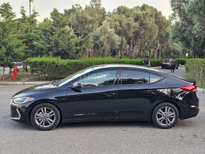 Hyundai Elantra 2018, 112,000 km - 2.0 l - Bakı