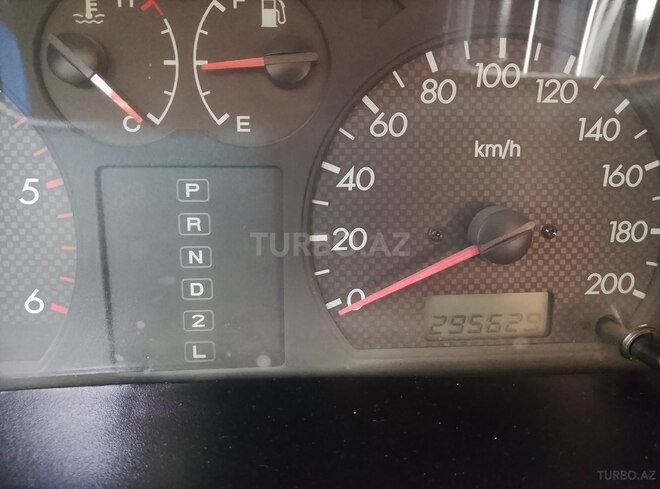 Hyundai Terracan 2003, 295,000 km - 2.9 l - Bakı