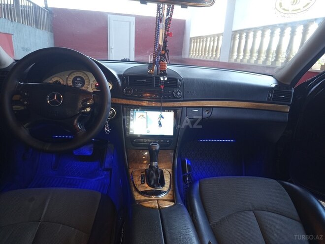 Mercedes E 220 2007, 300,000 km - 2.2 l - Neftçala