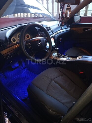 Mercedes E 220 2007, 300,000 km - 2.2 l - Neftçala