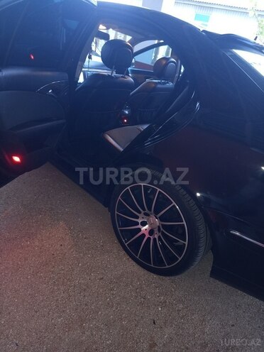 Mercedes E 220 2007, 300,000 km - 2.2 l - Neftçala