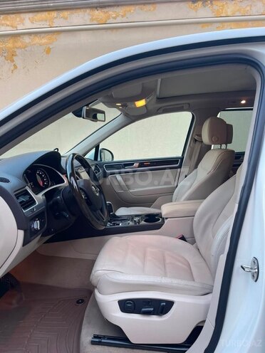 Volkswagen Touareg 2010, 186,500 km - 3.6 l - Bakı